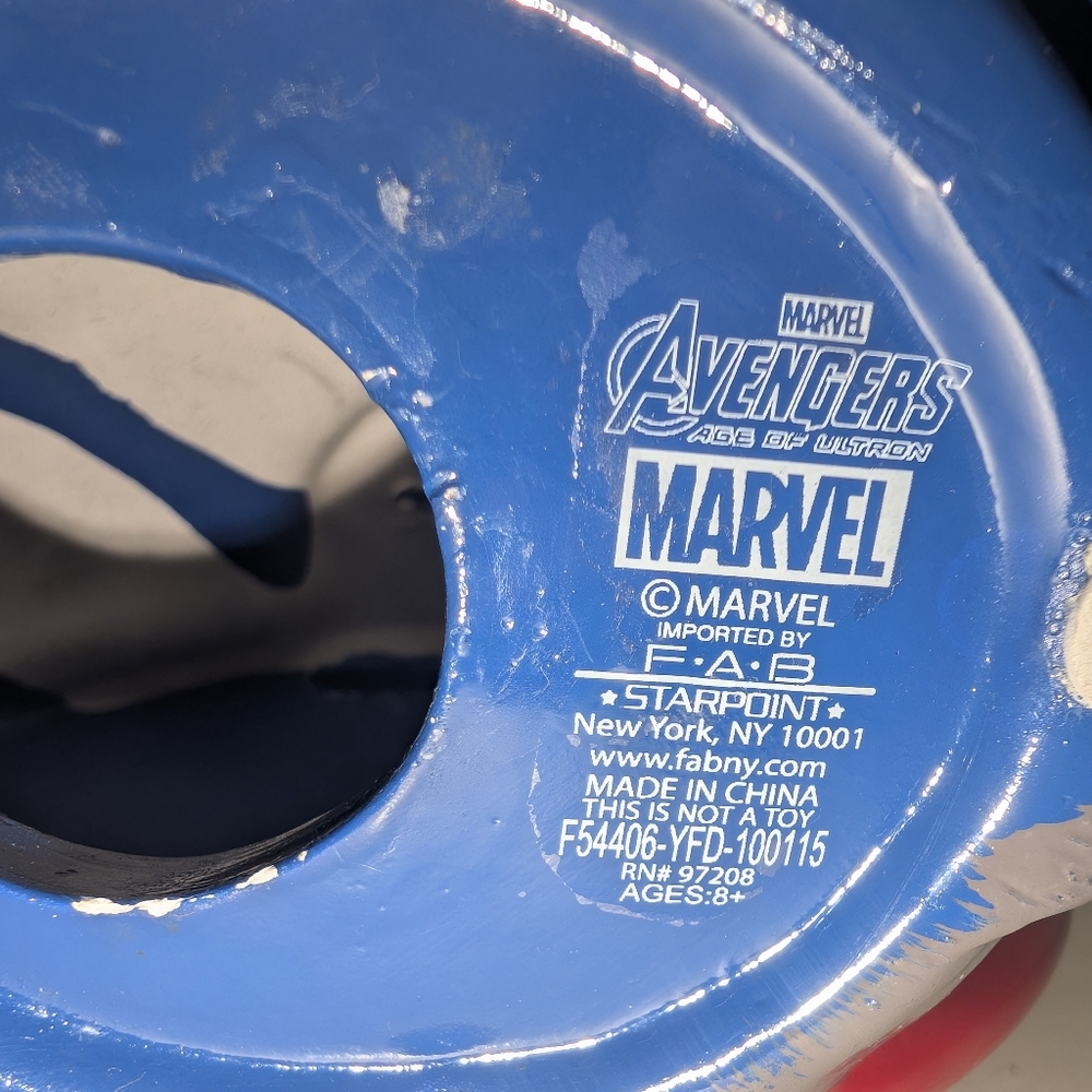 Marvel Avengers Captain America Ceramic Piggy Bank - Picture 6 of 6
